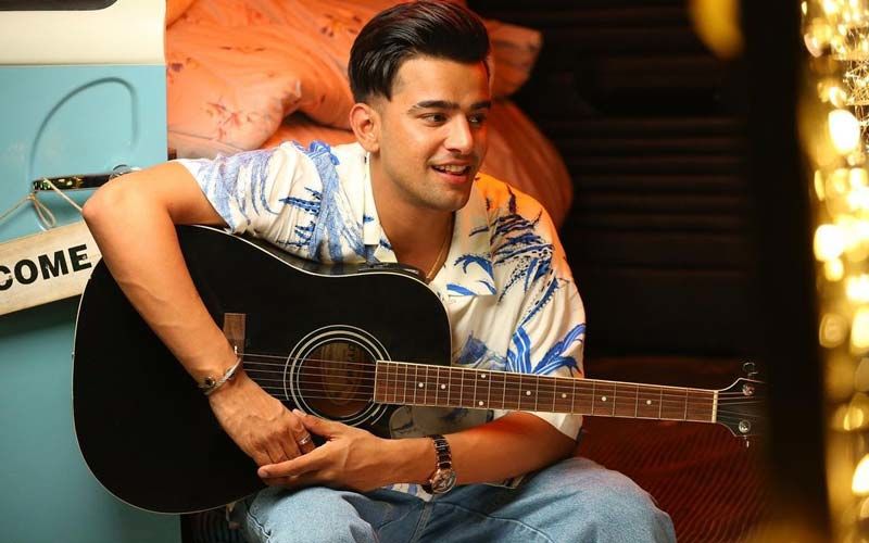 Jass Manak's Latest Picture Makes Fans Curious About His New Project;  Singer Shares A New Hair