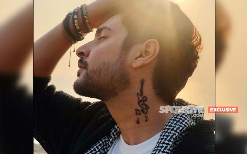 Shivin Narang Tattoos His Neck To Look Like A Rockstar In His Song, Fakira- EXCLUSIVE