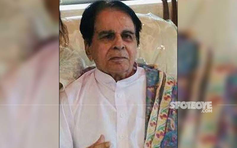 Dilip Kumar, The Thespian Who Rewrote Every Rule Of Acting In Mainstream Cinema Is No More; On His 80th Birthday The Veteran Actor Had Joked 'The Fact That I'm 80 Is Just A Rumour'