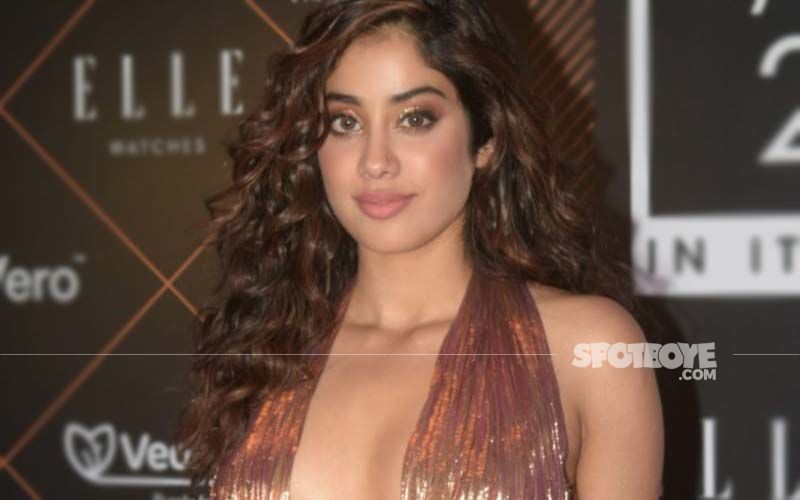 PICS: Jahnvi Kapoor makes stylish appearance wearing only a hoodie