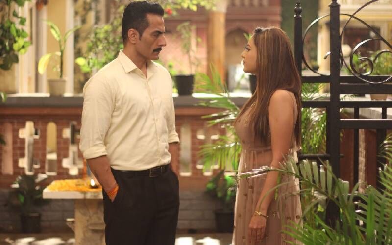 Anupamaa Spoiler Alert: Kavya And Vanraj Get Into An Argument, Baa Blames Anupamaa For It