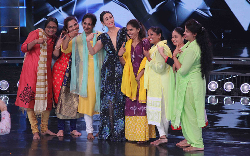 Happy Dahi Handi 2019: Karisma Kapoor Recreates Her Song Maiya Yashoda On Dance India Dance With Moms