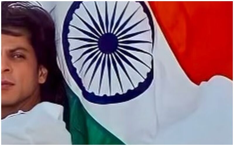 Shah Rukh Khan Wishes Fans A Happy Republic Day, Strikes A Pose With The Indian Flag: May The Tiranga Always Fly High - SEE PIC
