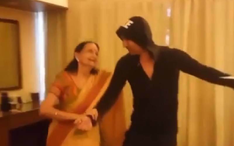 Late Sushant Singh Rajput's UNSEEN Video Of Happily Dancing With Veteran Dancer Subbalakshmi On Dil Bechara Sets Is GOLD - WATCH