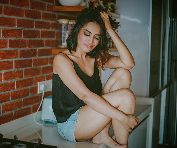 surbhi jyoti