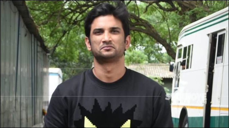 Ambulance Attendant Claims To Have Seen Sushant Singh Rajput's Corpse, 'Legs Were Twisted, Body Turned Yellow' - Report