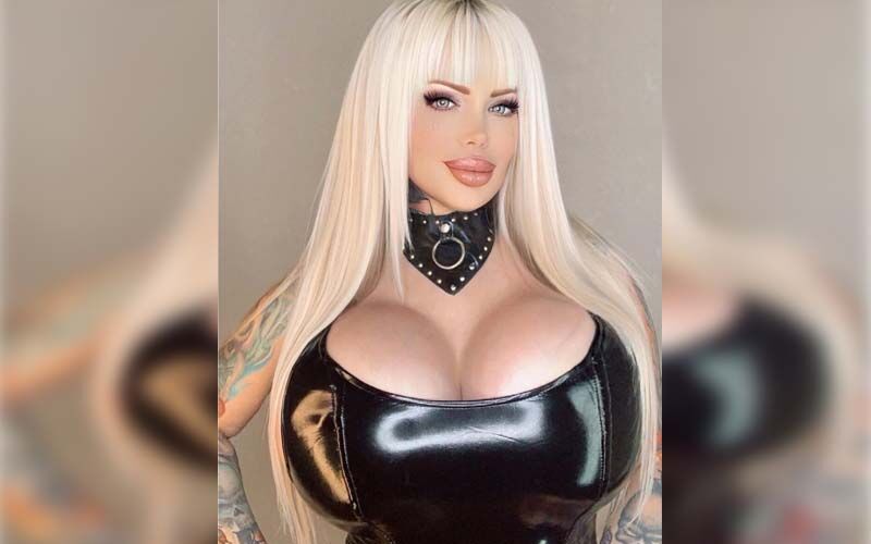 Satanic Pornstar Sabrina Sabrok Claims She Has 'Alien Blood'; Reveals She Suffers From Schizophrenia