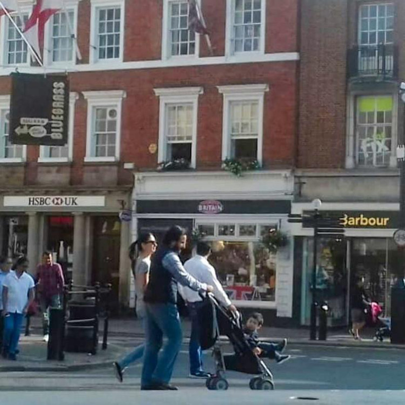 Saif Kareena Taimur in london