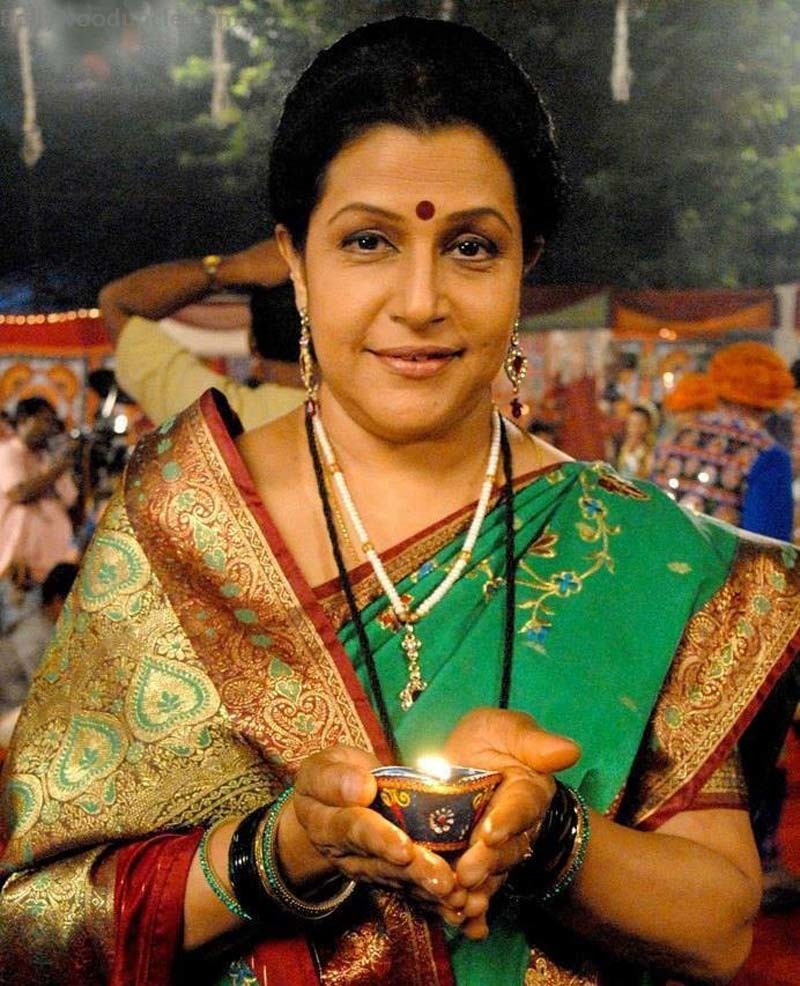 Savita Prabhune Is All Smiles As She Celebrates Diwali