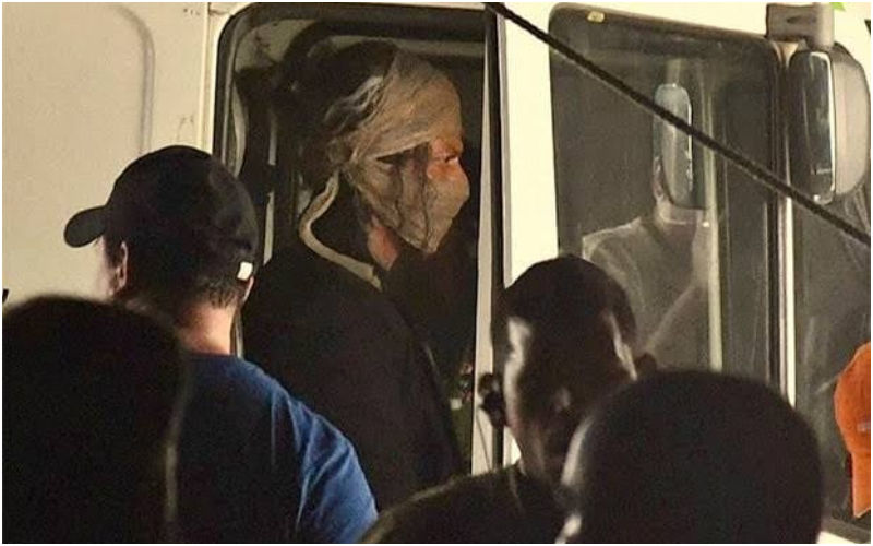 Shah Rukh Khan’s Mysterious Look With Bandages Draped Around His Face From The Sets Of Jawan Breaks The Internet! Fans Say, ‘King Won’t Stop Now’-READ BELOW