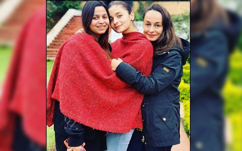 Soni Razdan Treats Fans With A Throwback Vacay Picture Featuring Daughters Alia Bhatt And Shaheen Bhatt; Calls Them Her 'World'