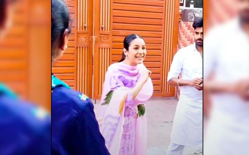 Shehnaaz Gill Does Gidda With Elderly Women In Neighbourhood, Looks Beyond Beautiful In Salwar Kameez; Fan Says, 'Haye Old Gill Is Back' -WATCH VIDEO