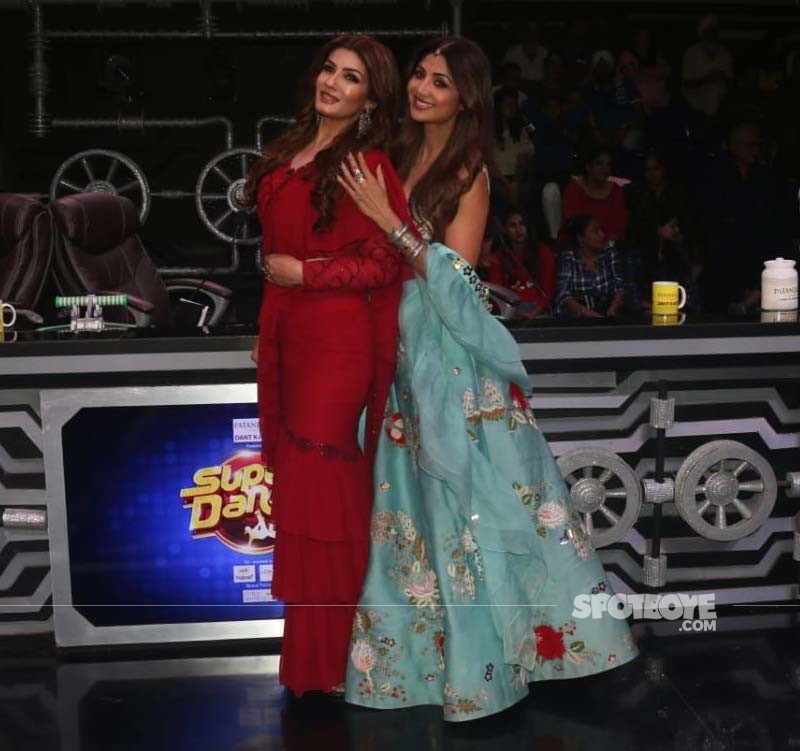 Shilpa Shetty With Raveena Tandon