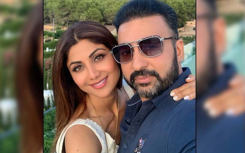 Shilpa Shetty Twins With Husband Raj Kundra; Couple Wears Black Face Masks! Internet Dubs Them Power Rangers: ‘SPD Emergency’