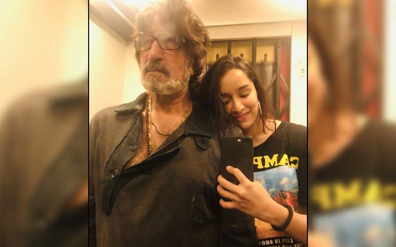 Shakti Kapoor Birthday: Shraddha Kapoor Drops A Cool Selfie With Her 'Baapu'; Father-Daughter Duo Twin In Black
