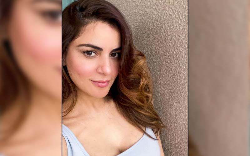 Kundali Bhagya Actress Shraddha Arya Turns The Heat Up As She Stuns In A Polka Dot Dress; Anita Hassanandani Asks 'What Is This Hotness'