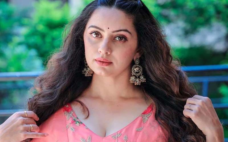 The Pune City Police Goes Musical With Shruti Marathe In Lockdown 3.0