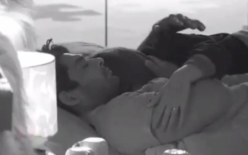 Bigg Boss 13: Sidharth Shukla Pulls Shehnaaz Gill Into A Cosy Hug In Bed And Twitter Feels A Rush Of Happy Hormones - Watch Video