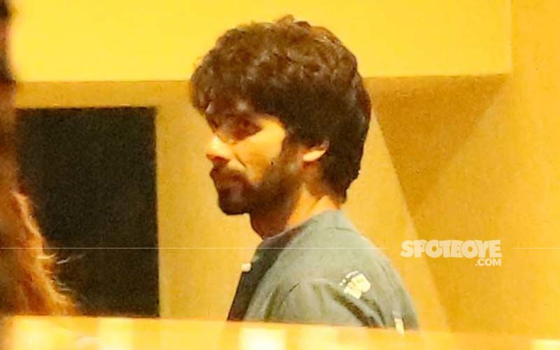 Pics From Mira Rajput-Shahid Kapoor’s House: Star Wife Breaks Her Fast At Moonrise, Shahid Is All Smiles
