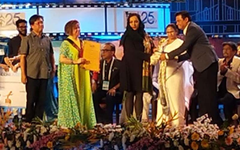 Parcel: Indrasis Acharya Wins Best Director Award At Kolkata International Film Festival 2019