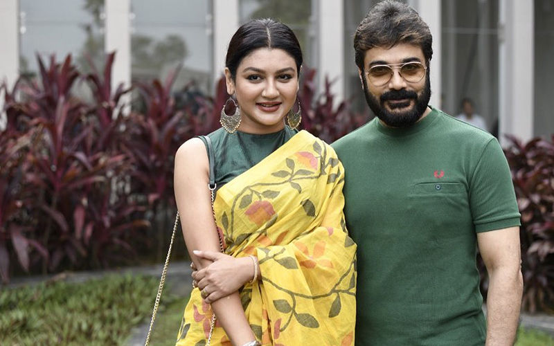 Robibar: Working With Atanu Is A Challenge For Me, Says Prosenjit Chatterjee