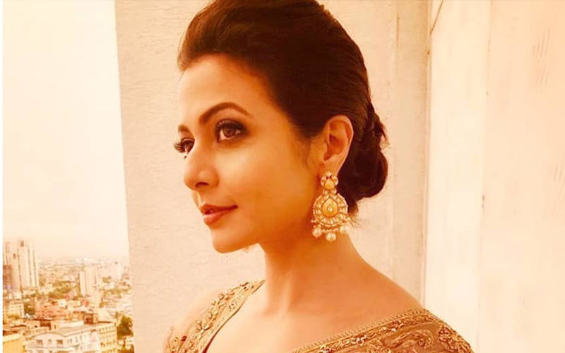 Koel Mallick Paints A Perfect Picture In A Lime Green Saree And We Are In Awe Of Her Beauty