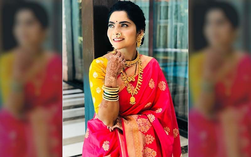 We Bet You Will Love Sonalee Kulkarni's Adorable Newlywed Look In This New Commercial