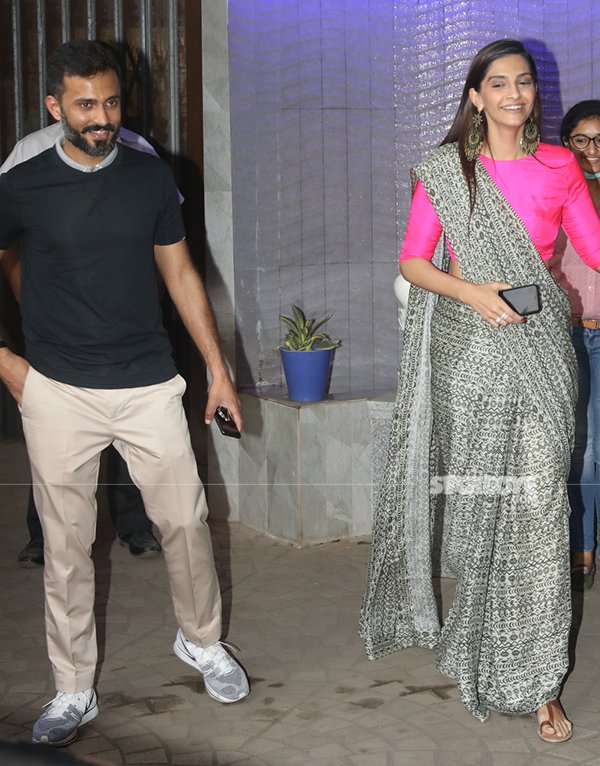 Sonam Kapoor And Anand Ahuja Spotted In Bandra