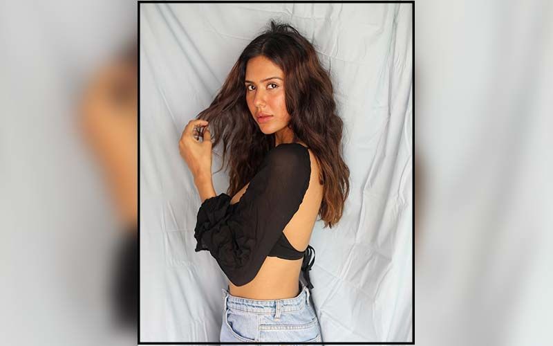 Sonam Bajwa Flaunts Her Perfectly Toned Body In This Black Top; Shares Pic On Instagram