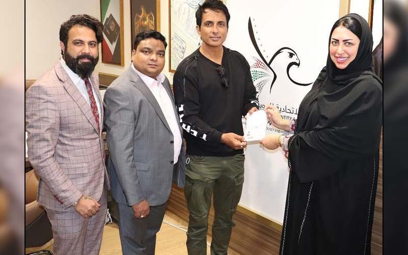 Sonu Sood Honoured With UAE Golden Visa For His Humanitarian Work During COVID-19; 'I Am Thankful For The Privilege', Fans Say 'You Deserve It'