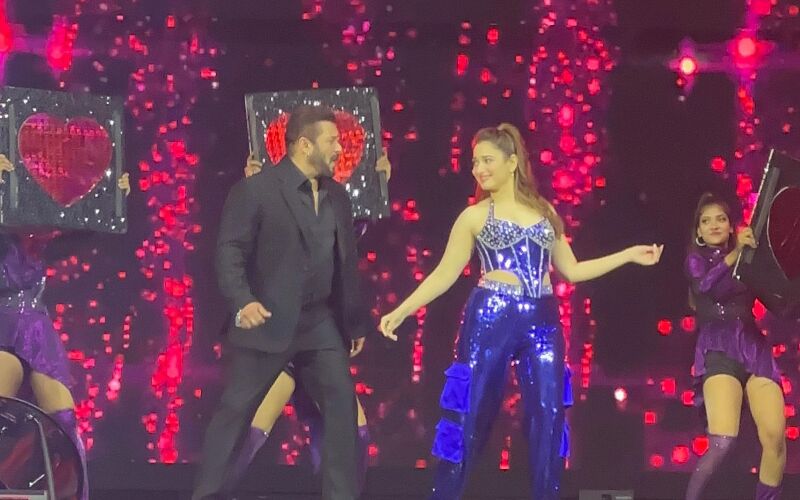 Salman Khan And Tamannaah Bhatia Dazzles The Crowd With Her Performance In Dubai At “Da-Bangg The Tour – Reloaded”