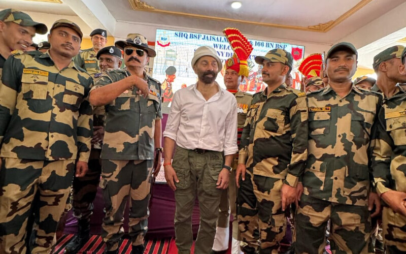 from gadar 2 to jaat sunny deol s film promotion journey comes full circle with blessings at tanot mata temple as jaat hits cinemas tomorrow from gadar 2 to jaat sunny deol s film promotion journey comes full circle with blessings at tanot mata temple as jaat hits cinemas tomorrow