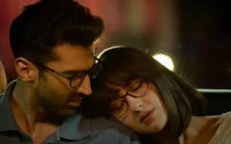 "There’s A Spontaneity That Sir Captures." Says Sara Ali Khan On Working With Anurag Basu In Metro... In Dino!
