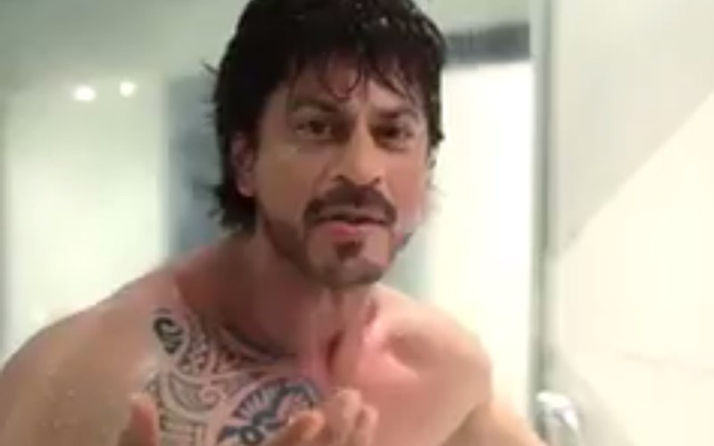 Shah Rukh Khan’s Bathroom Secret Is Out!