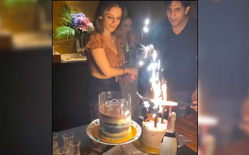 Sussanne Khan Celebrates Her Birthday With Rumoured Beau Arslan Goni In Goa; Duo Hold Hands As She Cuts Her B'Day Cake