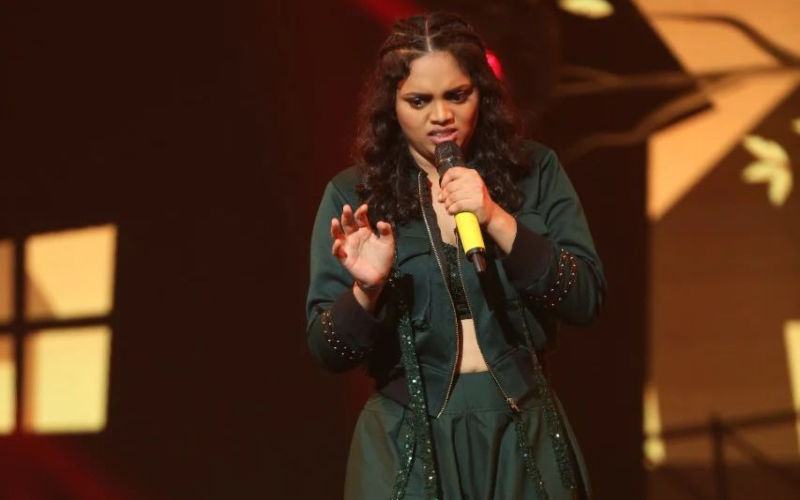 Hustle 2: Srushti Tawde Takes Over Internet With Her EPIC Rap Song ‘Chill Kinda Guy’; Netizens Call Her, ‘India’s New Superstar’!