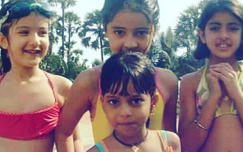 Throwback Thursday: Suhana Enjoys A Dip In The Pool With BFFs Shanaya, Ananya & Navya