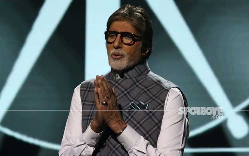 Amitabh Bachchan Birthday: Jalsa Begins, Big B's Fans And Lookalikes Throng His Residence