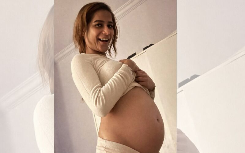Is Poonam Pandey Pregnant? Baby Bump Post Sparks Speculation Ahead Of April Fool’s Day