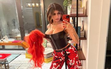 Mia Khalifa Flaunts Her Cleavage And Busty Assets As She Enjoys the Karol G Concert; Check Out Her Breathtaking PICS Below! 