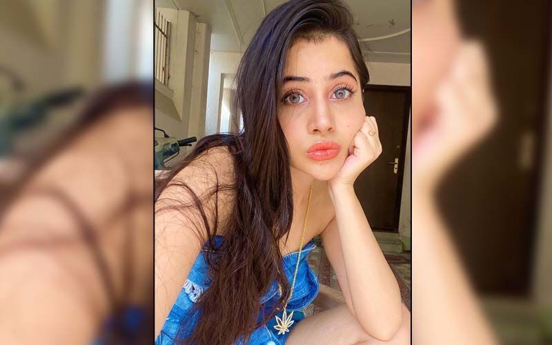 Bigg Boss Otts Urfi Javed Gets Brutally Trolled For Wearing A Sexy Turquoise Dress Netizens 5833