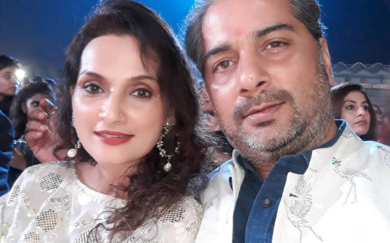 Shweta Tiwari's Mere Dad Ki Dulhan Co-Star Varun Badola Lovingly Singing 'Kalank' For Wife Is LIT AF
