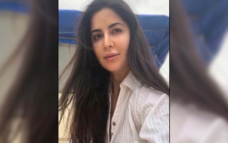 Katrina Kaif Keeps It Casual As She Gets Spotted At The Airport; Fan Says, 'I Love Her Simplicity' -VIDEO INSIDE