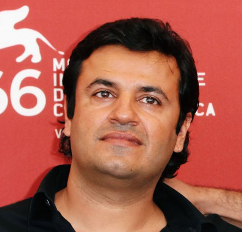 vikas bahl