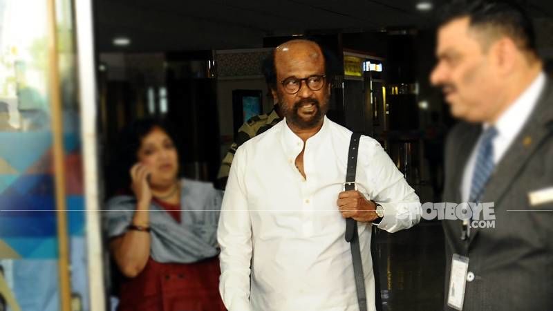 Annaatthe Wrap: Superstar Rajinikanth Returns To Chennai In A Private Jet From Hyderabad; Welcomed With An Aarti - WATCH