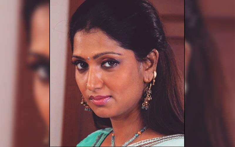 SHOCKING! These Tamil Actresses Were Caught In S** Scandals; From Bhuvaneswari, Caroline Mariyan Asan To Vineetha, Check Out The List