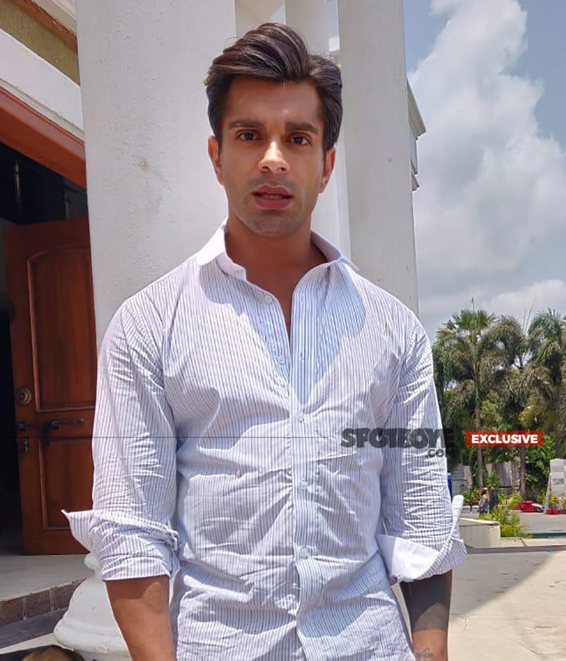   Karan Singh Grover "title =" Karan Singh Grover "width =" 427 "height =" 500 "style =" max-width: 427px; maximum height: 500px; width: 100%; height: auto; "/> 

<p> You may remember, SpotboyE.com had presented to you the reaction of Mr. Bajaj, Roninal Roy, the original film, putting KSG in his place. Ronit had a sensation with his eyes clear and his look of salt and pepper Speaking of Karan Singh Grover, Ronit seemed extremely pleased and said: "I am very happy that Karan played the role of Bajaj. I think it will do a great job. My best wishes go with him. May it and kzk2 reach tops of popularity much higher than those I've got. Mr. Bajaj </p>
<p><i><span>  Image Source: Neeki Singh, IMDb </span></i></p>
</div>
</pre>
</pre>
[ad_2]
<br /><a href=