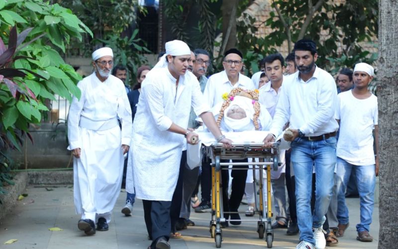 Dinyar Contractor Dies At 79- Funeral Pics Inside