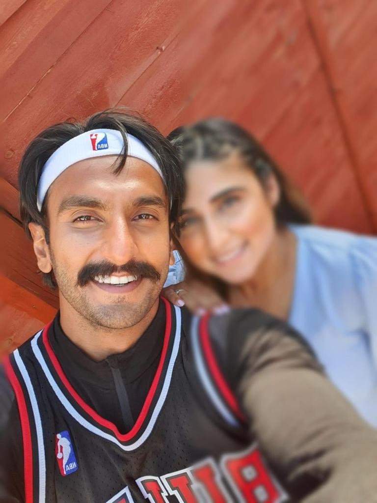 Ranveer Singh Clicking A Selfie With The Fan