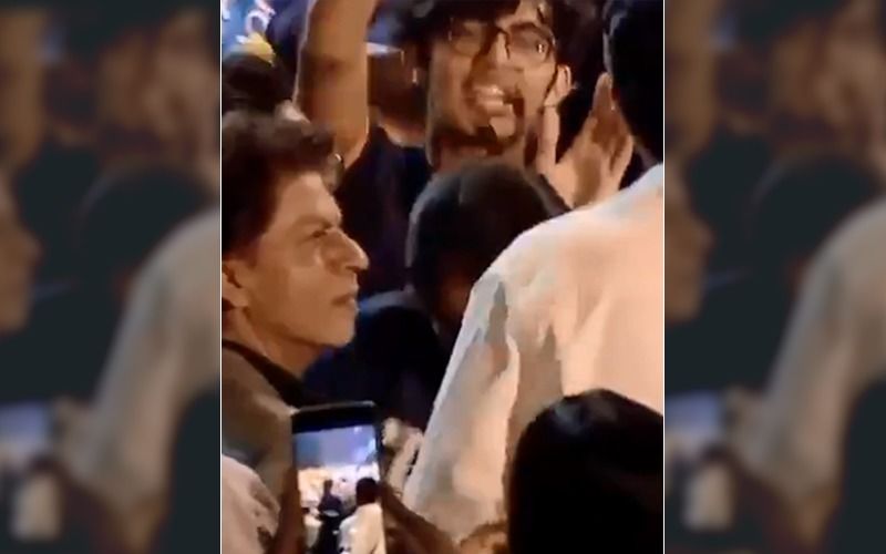 Big Kid Shah Rukh Khan Dances To Mauja Hi Mauja At AbRam’s Annual Day Function- Inside Video